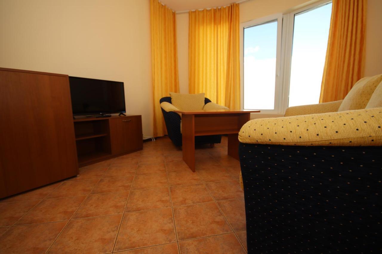 Hotel Continental - Half Board Kiten  Esterno foto