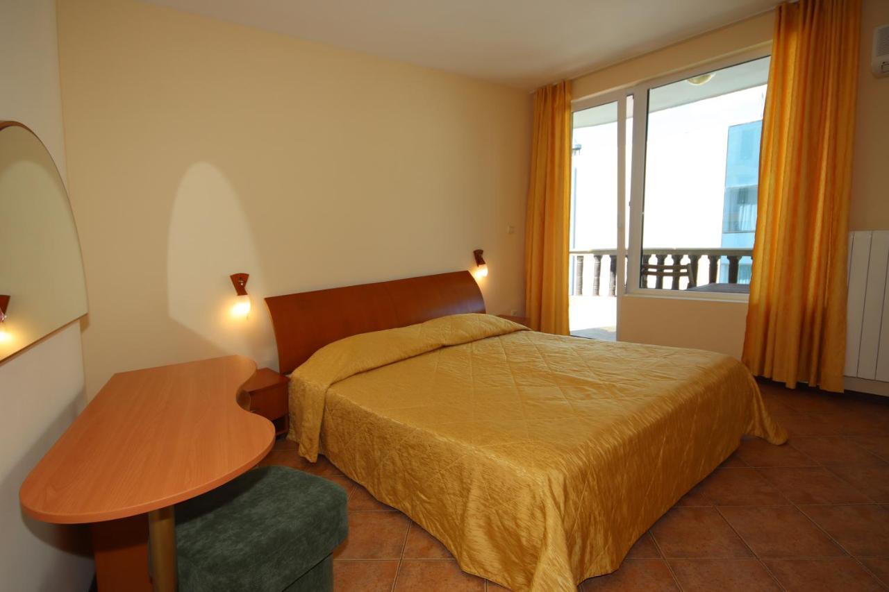 Hotel Continental - Half Board Kiten  Esterno foto