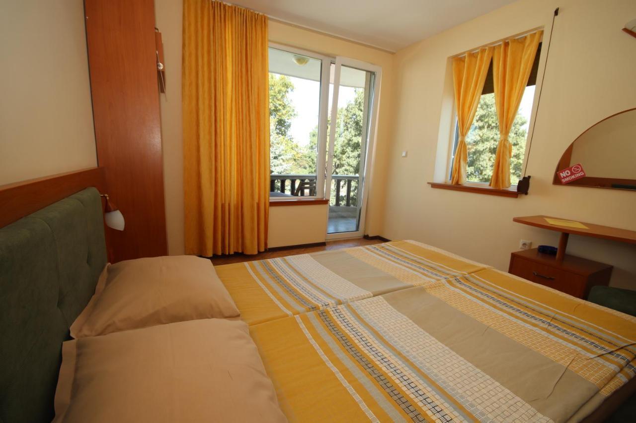 Hotel Continental - Half Board Kiten  Esterno foto